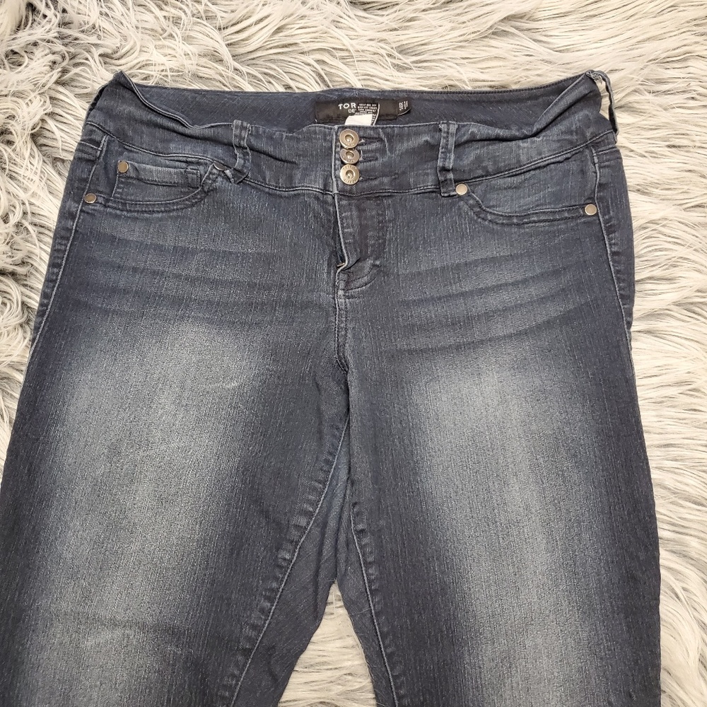 Torrid dark blue skinny jeans